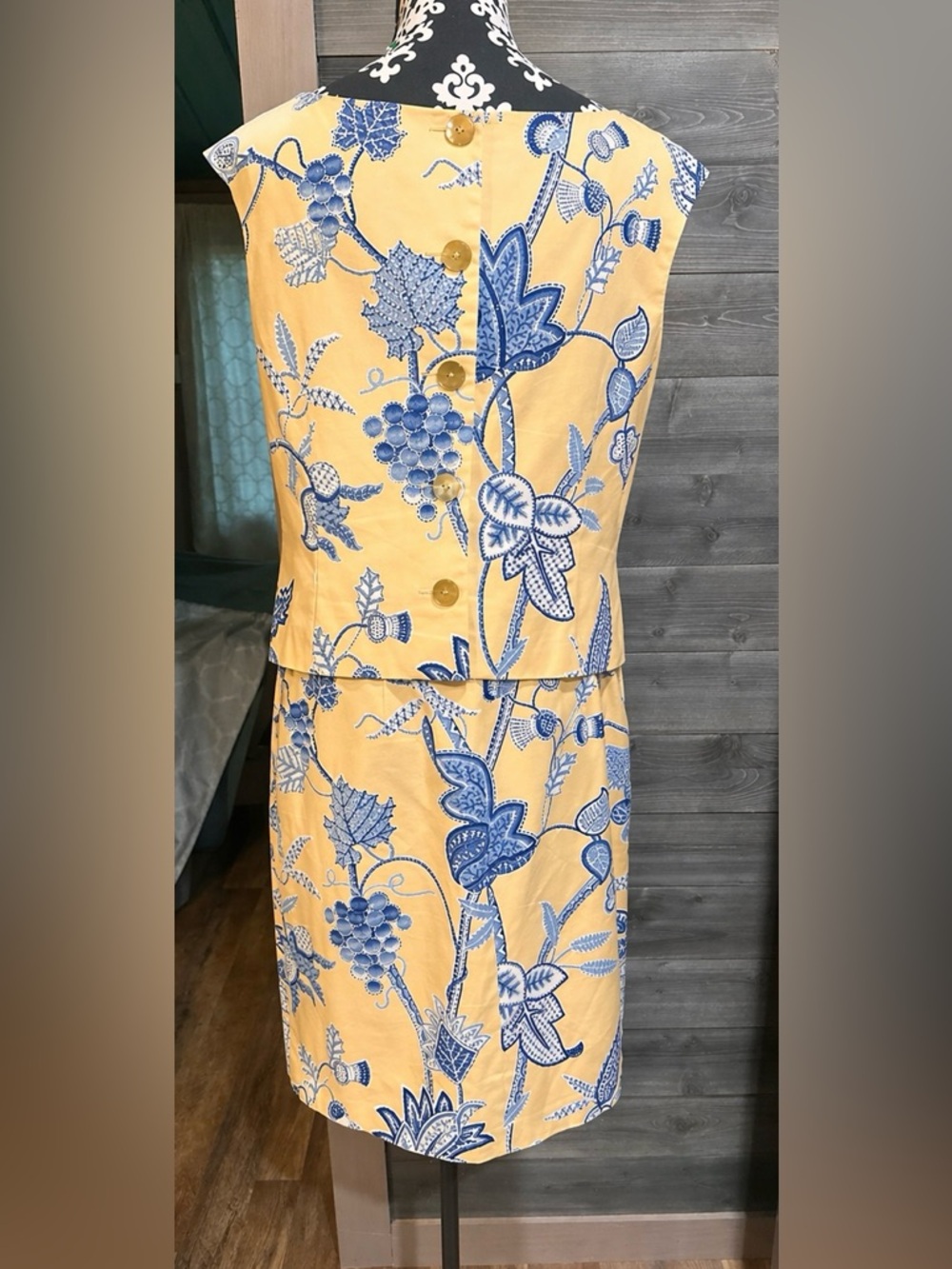 Vintage Maggy LondonWomen’s Yellow & Blue Floral Print Skirt size 14 - Picture 2 of 8